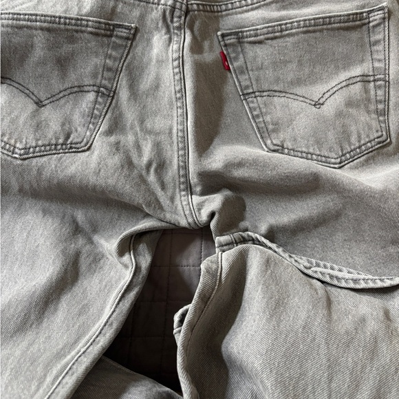 Levi's Gray Relaxed Jeans with Vintage Appeal 501 mens - Picture 9 of 10
